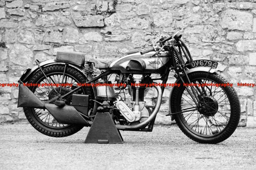 F000032 norton motorbike - norton,